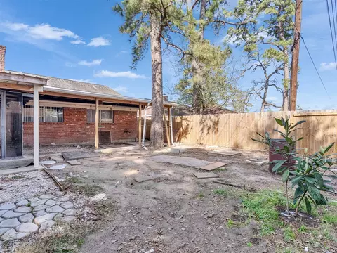 Exterior - 5602 Rivergate Dr, Spring, TX 77373 photo 3 of 3