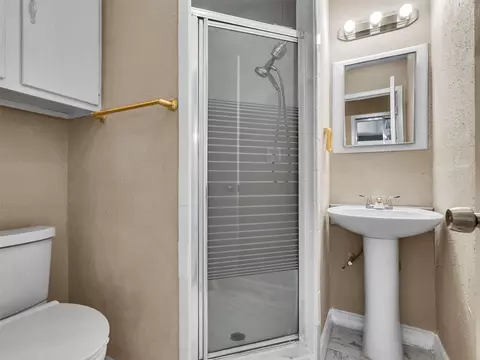 Bath - 5602 Rivergate Dr, Spring, TX 77373 photo 1 of 4