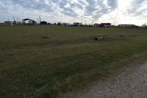 00 Starfish, Palacios, TX 77465