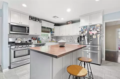 1413 Andrea, Bay City, TX 77414