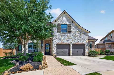 5106 Indian Pine Ln, Brookshire, TX 77423