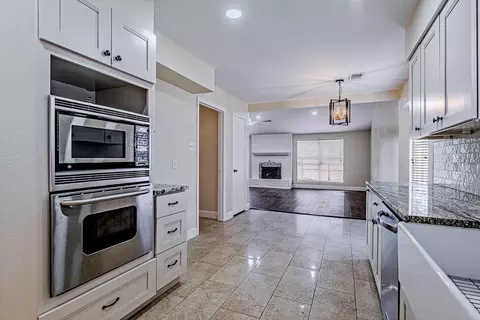Kitchen - 17811 Hawk Haven Ln, Spring, TX 77379 photo 3 of 3