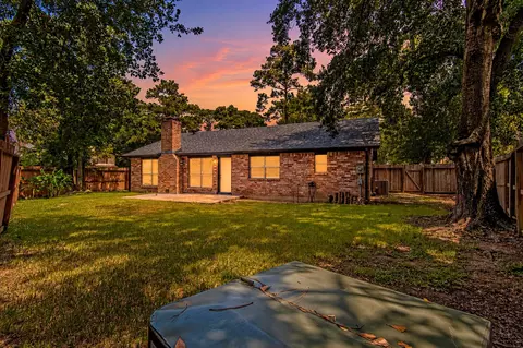 Exterior - 17811 Hawk Haven Ln, Spring, TX 77379 photo 3 of 5