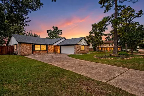 Exterior - 17811 Hawk Haven Ln, Spring, TX 77379 photo 2 of 5