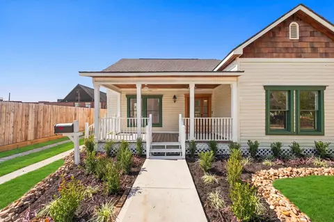925 Cortlandt St, Houston, TX 77008
