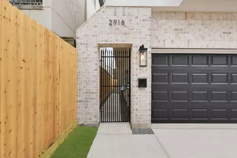 1436 Alexander St, Houston, TX 77008