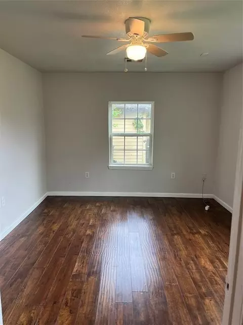 7227 Saint Augustine St, Houston, TX 77021 photo 4