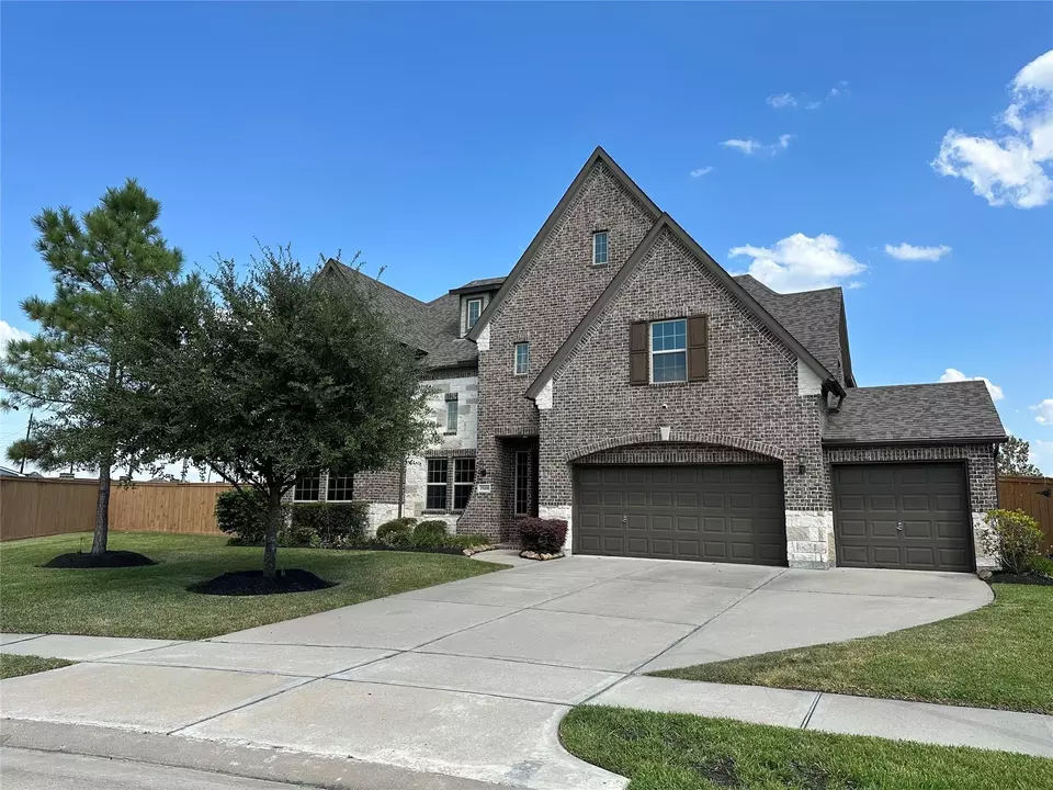 Exterior - 15438 Hopkins Cedar Dr, Humble, TX 77346 photo 1 of 9