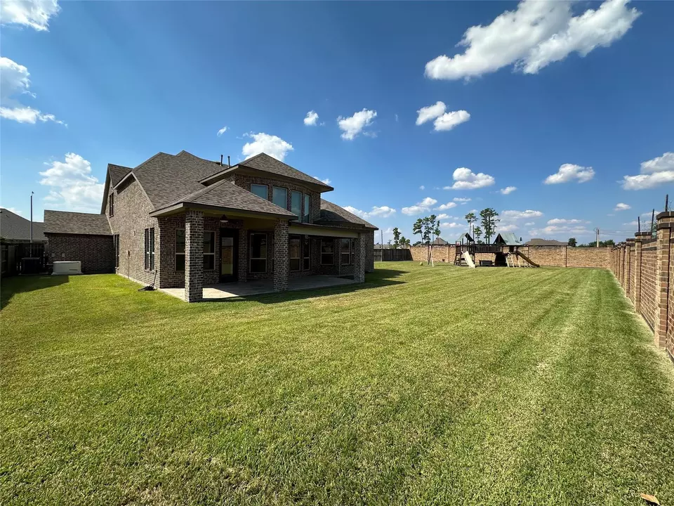 Exterior - 15438 Hopkins Cedar Dr, Humble, TX 77346 photo 2 of 9