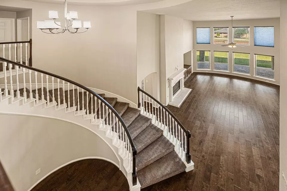 Living - 15438 Hopkins Cedar Dr, Humble, TX 77346 photo 11 of 12