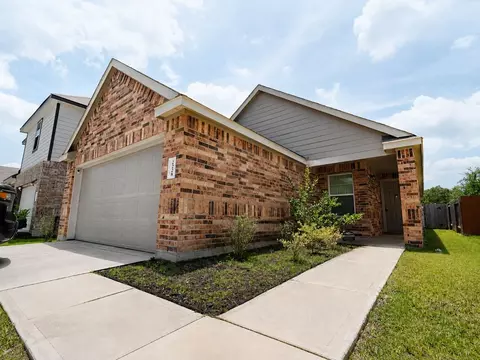 2228 Raider Dr, Conroe, TX 77301