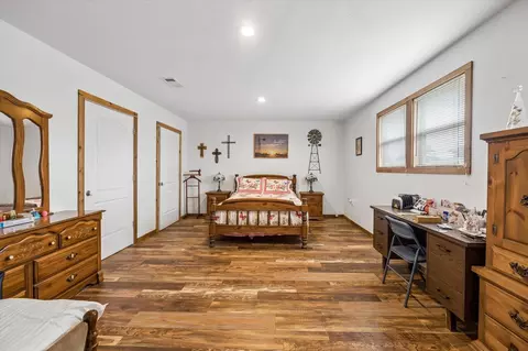 Bedroom - 25812 Kickapoo Rd, Hockley, TX 77447 photo 3 of 3