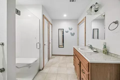 Bath - 25812 Kickapoo Rd, Hockley, TX 77447 photo 6 of 6