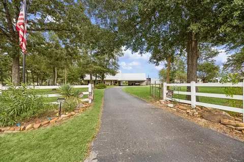 Exterior - 25812 Kickapoo Rd, Hockley, TX 77447 photo 2 of 12