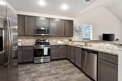 Kitchen - 2509 Quartz Trl, Spring, TX 77386 photo 1 of 3