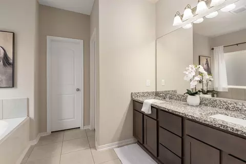 Entry Way - 2509 Quartz Trl, Spring, TX 77386 photo 4 of 7
