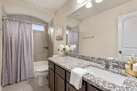 Bath - 2509 Quartz Trl, Spring, TX 77386 photo 3 of 3