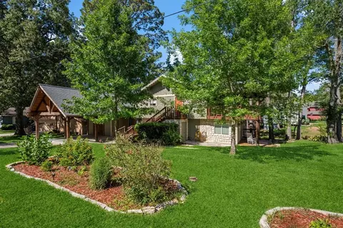 271 Jennings Ln, Livingston, TX 77351