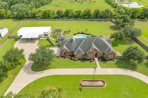 16337 County Road 171, Danbury, TX 77534