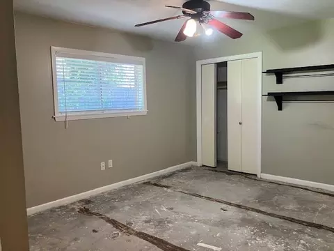 Bedroom - 407 Wilson Rd, Conroe, TX 77301 photo 1 of 2