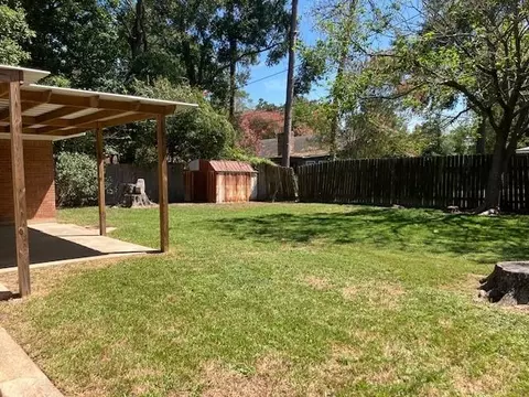 Exterior - 407 Wilson Rd, Conroe, TX 77301 photo 4 of 4