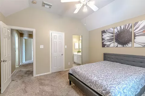 Bedroom - 17819 Gables Bend Dr, Tomball, TX 77377 photo 8 of 8