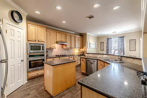 Kitchen - 17819 Gables Bend Dr, Tomball, TX 77377 photo 1 of 4