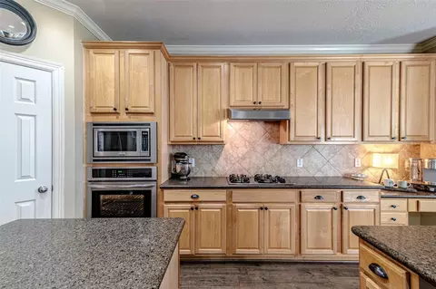 Kitchen - 17819 Gables Bend Dr, Tomball, TX 77377 photo 4 of 4