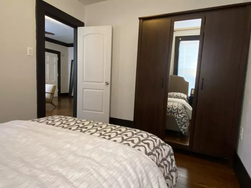 Bedroom - 1910 Blodgett St, Houston, TX 77004 photo 1 of 5