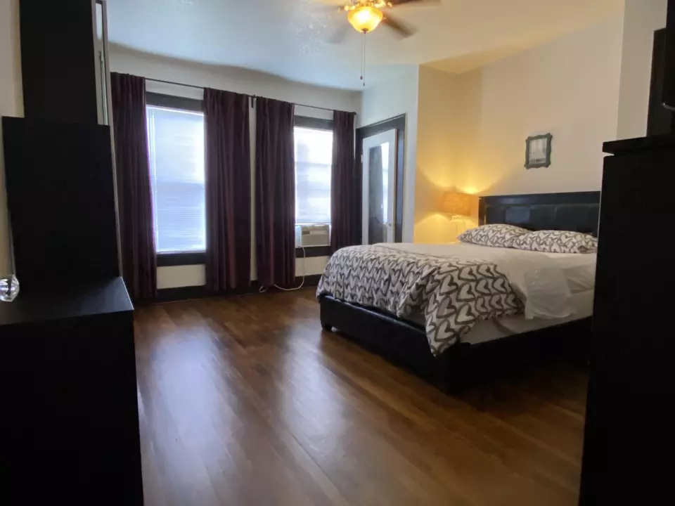 Bedroom - 1910 Blodgett St, Houston, TX 77004 photo 3 of 5