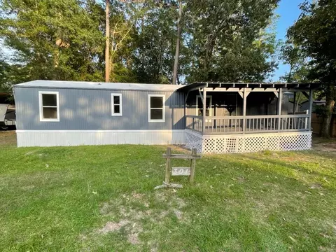 301 Morocco Dr, Point Blank, TX 77364
