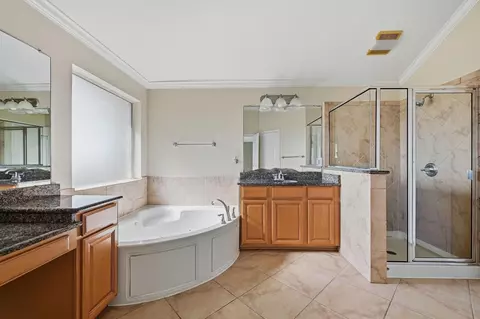 Bath - 1126 Chelshurst Way, Spring, TX 77379 photo 1 of 4