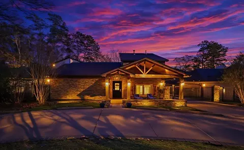 251 Springs Edge Dr, Montgomery, TX 77356