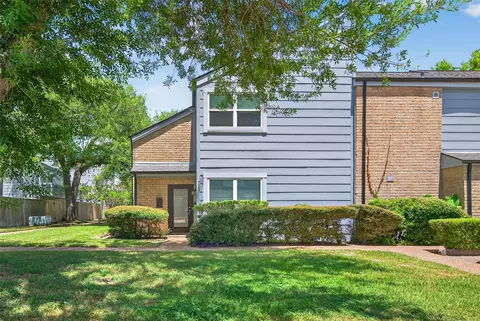 723 Worthshire St, Houston, TX 77008