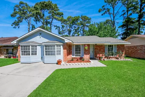 7414 Battlewood Dr, Houston, TX 77040