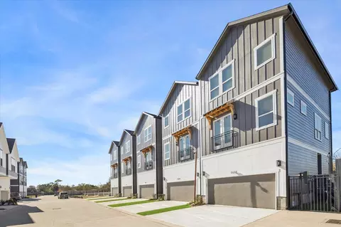 5637 Azores, Houston, TX 77091