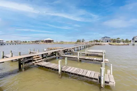 7 Cardinal Ln # -8, Smith Point, TX 77575 photo 7