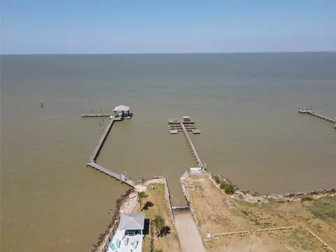 7 Cardinal Ln # -8, Smith Point, TX 77575 photo 5