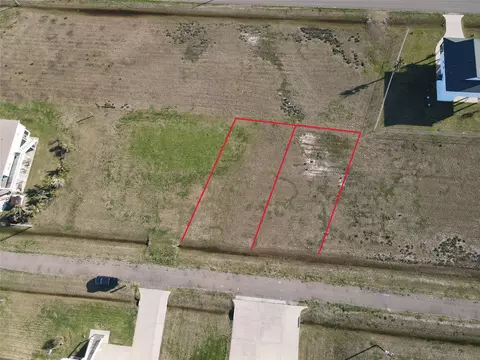 7 Cardinal Ln # -8, Smith Point, TX 77575