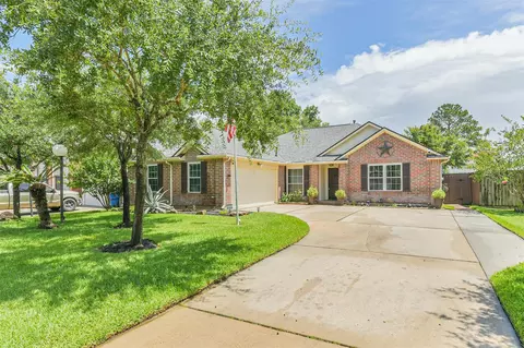 22522 Willow Branch Ln, Tomball, TX 77375