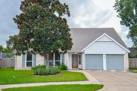2102 Landcircle Ct, Sugar Land, TX 77478