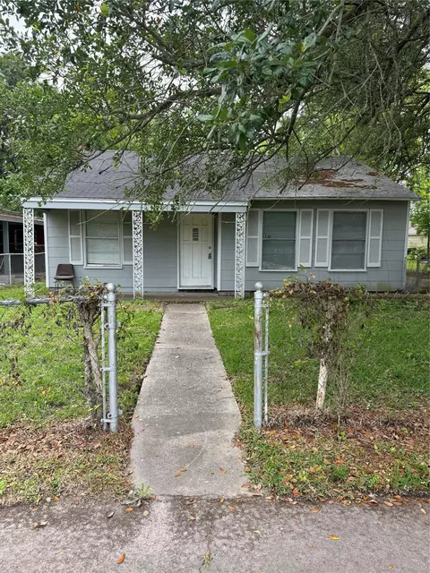 328 Garland St, Beaumont, TX 77705