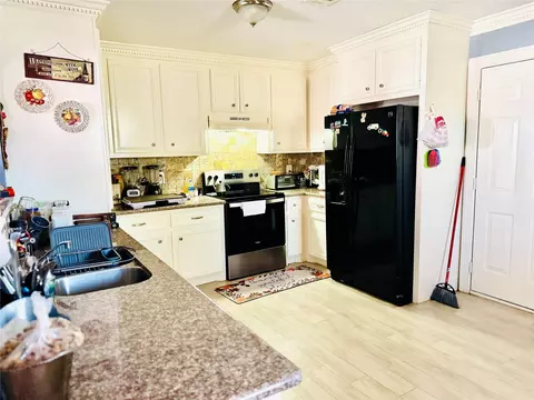 9105 Exeter St, Houston, TX 77093