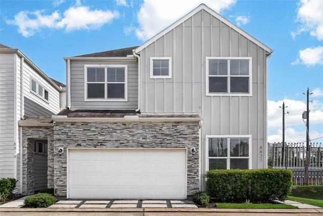 8821 Hollister Pine Ct, Houston, TX 77080