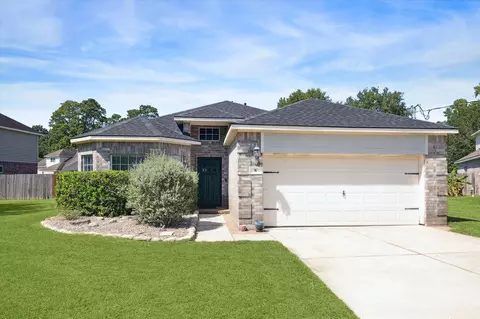 8 Pine Way, Conroe, TX 77304 photo 1