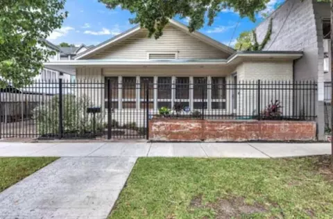 4204 Stanford St, Houston, TX 77006