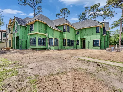 10314 Memorial Dr, Houston, TX 77024