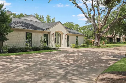 5642 Pine Forest Rd, Houston, TX 77056