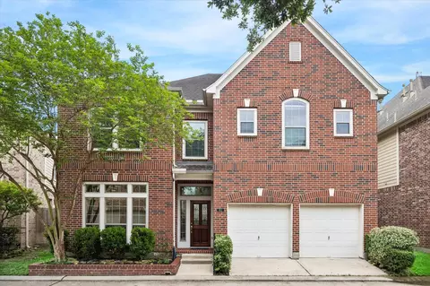 911 Vaulted Oak St, Houston, TX 77008
