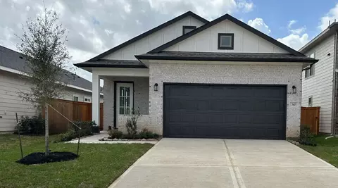 360 Palero Path, Brookshire, TX 77423